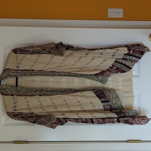 Arianna by Howard's Shawl